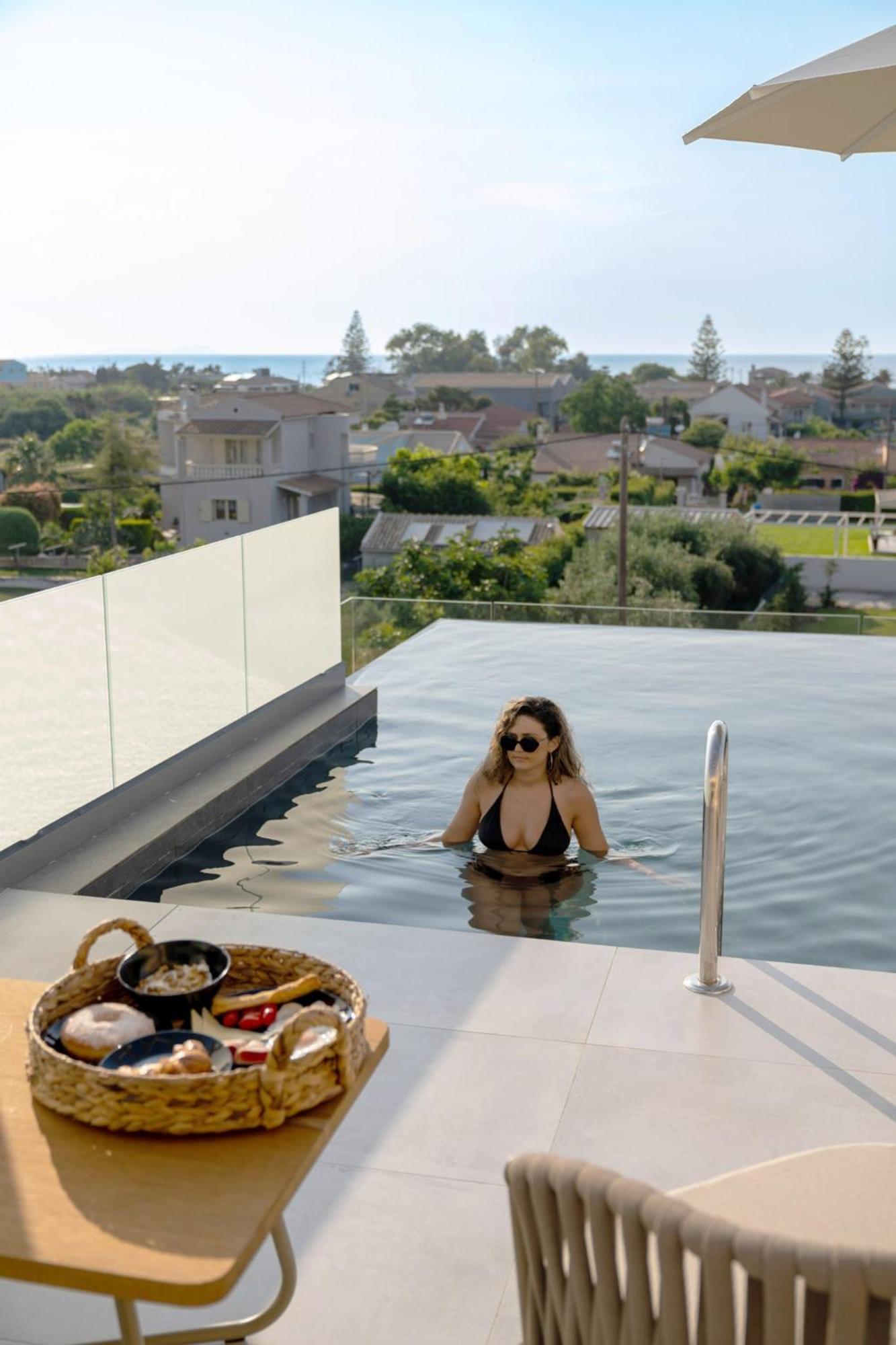 Thimios Suites Adults Only อาคาราวี ภายนอก รูปภาพ