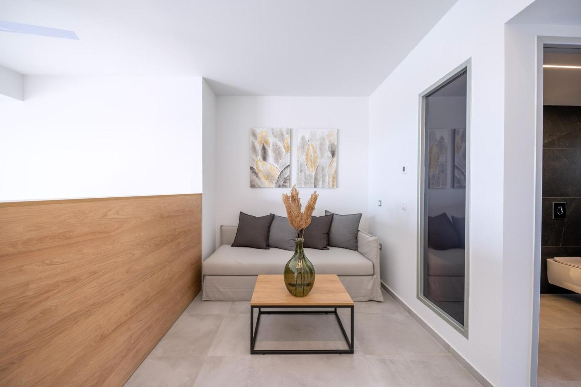 Thimios Suites Adults Only อาคาราวี ภายนอก รูปภาพ