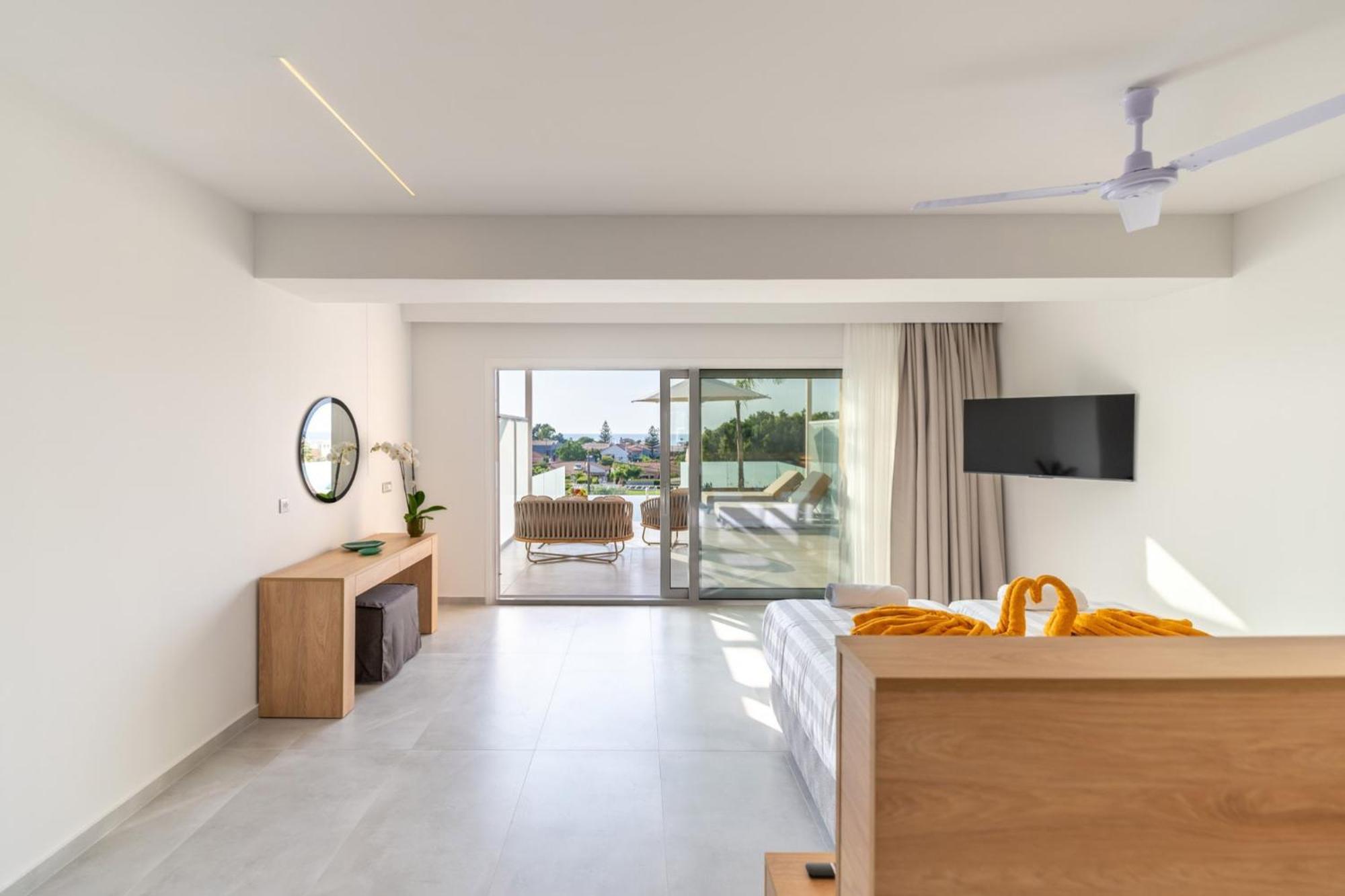 Thimios Suites Adults Only อาคาราวี ภายนอก รูปภาพ
